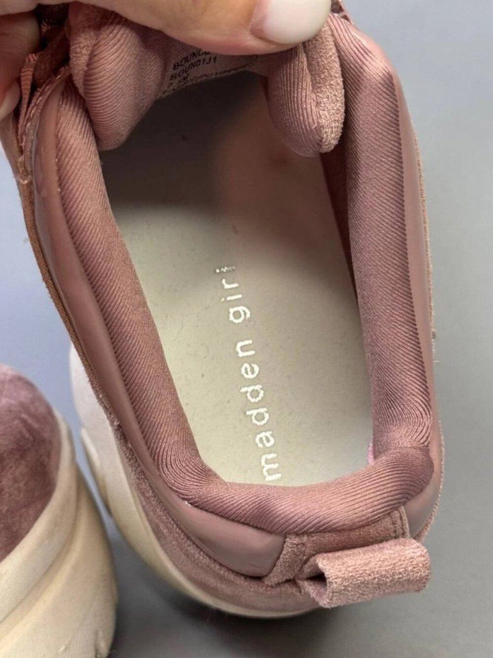 Madden Girl Pink Platform Sneakers Size 7,5 - Picture 9 of 9